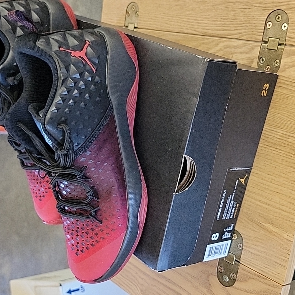 Jordan Extra Fly